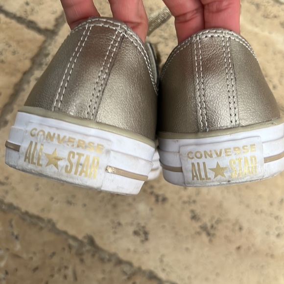 Limited edition gold metallic converse - Picture 5 of 6